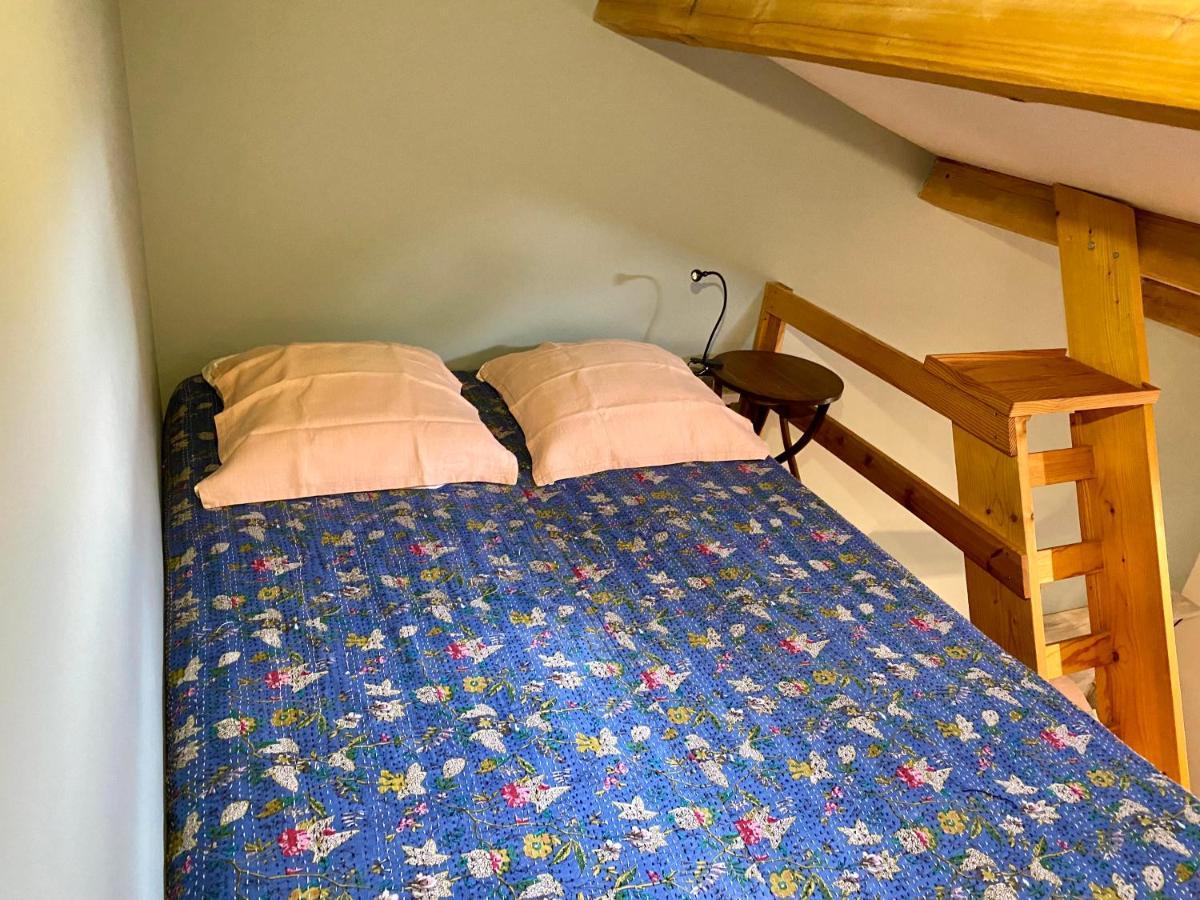 Cote Chenes Verts - Chambres D'Hotes Viols-en-Laval Экстерьер фото